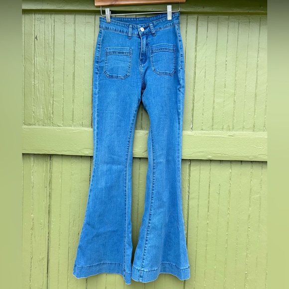 Bell bottom jeans - Picture 2 of 5